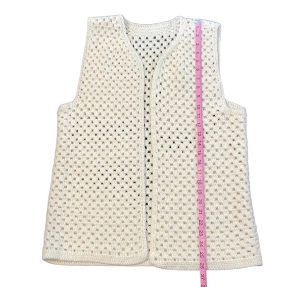 Handmade Knit Cream Coloured Vest - Size Large - Picture 6 of 8